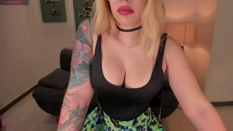 Madison Kane online show from 12.14.25