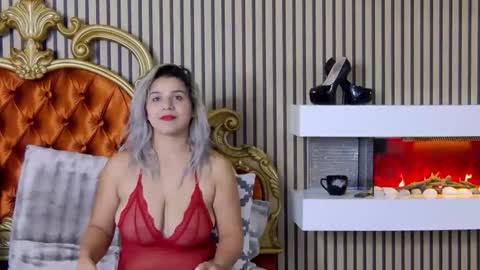 Snapshot of madisonrusso chatting on 10.20.25 madisonrusso online show from 10.20.25