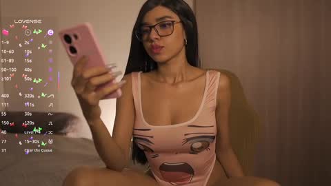 thumbs up  thx you so much MODEL INDEPENDENT online show from 03.11.25