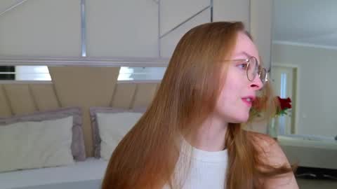 Snapshot of madisonsmitt chatting on 04.08.26 Maddy online show from 04.08.26