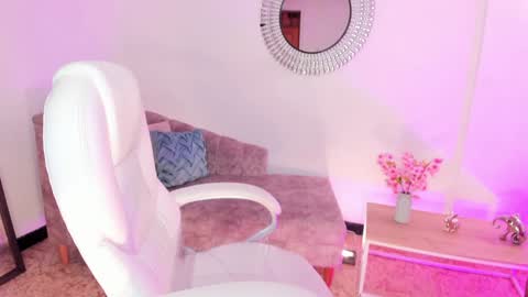 Madisson Davon online show from 01.24.25