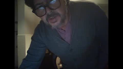 Snapshot of madoldman88bis chatting on 05.06.26 madoldman88bis online show from 05.06.26