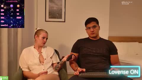 Snapshot of madrid_carter chatting on 10.15.25 Mommy Lemons online show from 10.15.25