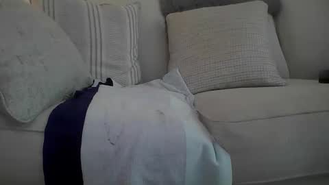 Snapshot of madryan77 chatting on 04.24.26 madryan77 online show from 04.24.26