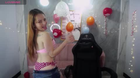 Snapshot of mady0619_ch chatting on 02.26.26 Mady online show from 02.26.26