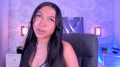 Snapshot of mady_roa chatting on 06.10.26 Mady Roa online show from 06.10.26