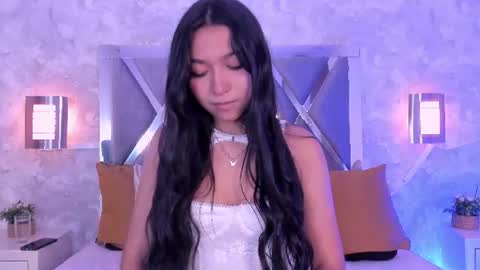 Snapshot of mady_roa chatting on 06.11.26 Mady Roa online show from 06.11.26