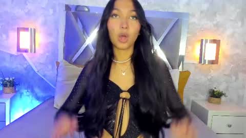 Snapshot of mady_roa chatting on 06.14.26 Mady Roa online show from 06.14.26