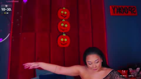 MadyLuxx online show from 11.01.25