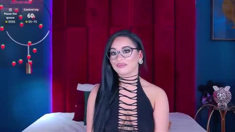 Snapshot of madyluxx chatting on 04.28.26 MadyLuxx online show from 04.28.26