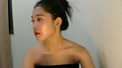 mae_luna online show from 06.18.26