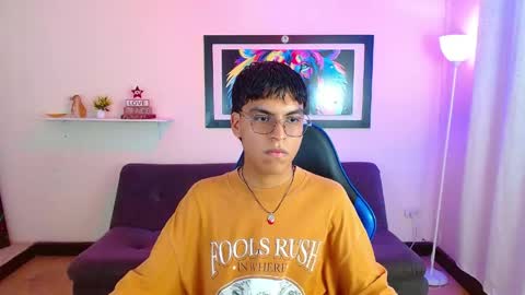 Snapshot of maegor18 chatting on 05.25.26 Maik online show from 05.25.26
