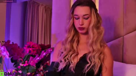 M. online show from 10.22.25