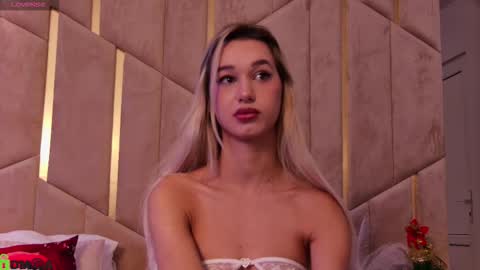 M. online show from 12.14.25