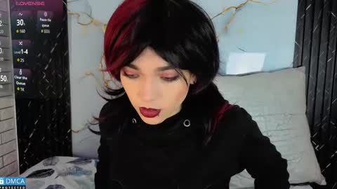 maevekuro online show from 10.30.25