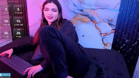 maevekuro online show from 02.18.26