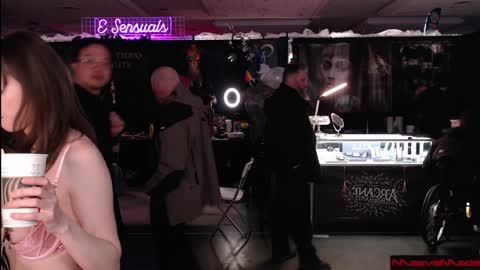 Meaves online show from 02.02.25