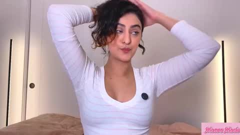Snapshot of maevemads chatting on 02.24.26 Meaves online show from 02.24.26
