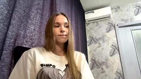 Snapshot of mafaldatefera chatting on 02.25.26 Sara online show from 02.25.26