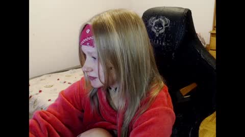 Magdalene Swaggy online show from 01.14.25