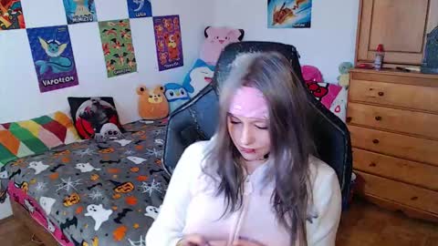 Magdalene Swaggy online show from 10.31.25