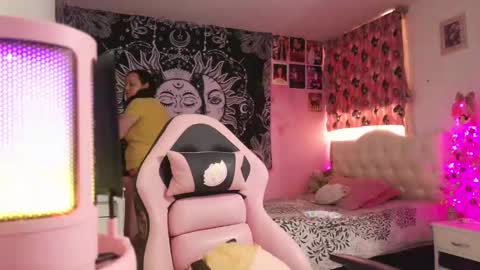 Claire online show from 12.07.24
