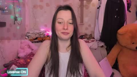 Hello sweet I am Lilly Lets have fun  The show will start around 600 PM GTM or 100 PM GTM  online show from 02.12.26