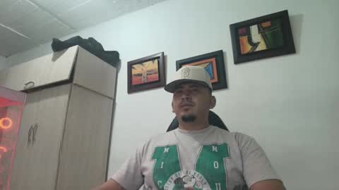 magic_milk23 online show from 11.05.25