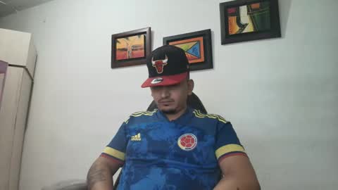 magic_milk23 online show from 11.07.25