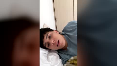 Snapshot of magic_tony chatting on 12.03.25 Tony Hoffa online show from 12.03.25