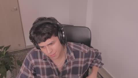 Snapshot of magic_tony chatting on 01.10.26 Tony Hoffa online show from 01.10.26