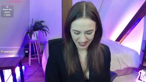 Zooey online show from 03.11.25