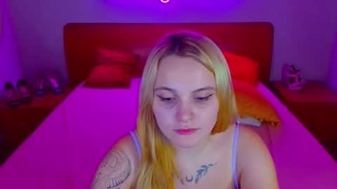 Lili and Bella online show from 12.21.24