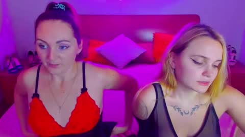 Lili and Bella online show from 12.27.24