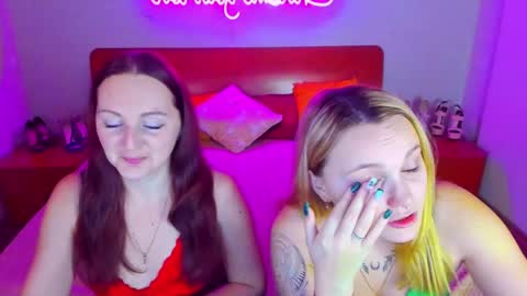 Lili and Bella online show from 01.17.25