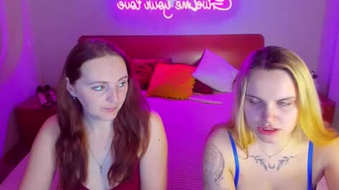 Lili and Bella online show from 03.09.25