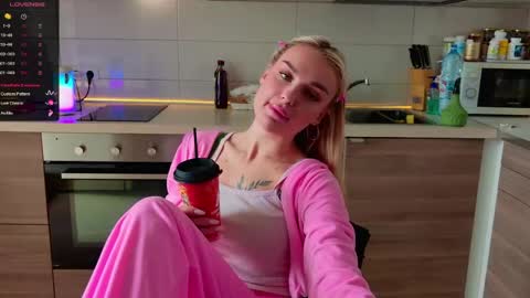 MagicLove online show from 04.15.26