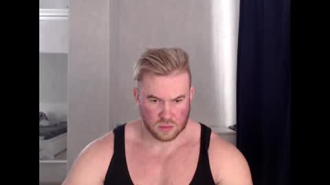 Snapshot of magicmax2017 chatting on 02.17.25 magicmax2017 online show from 02.17.25