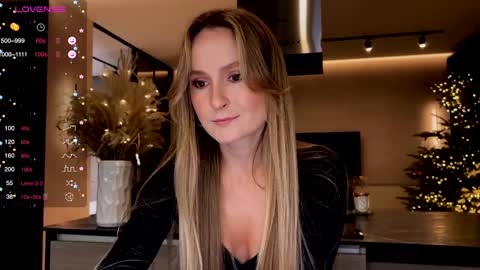 magicpeaach online show from 01.13.25