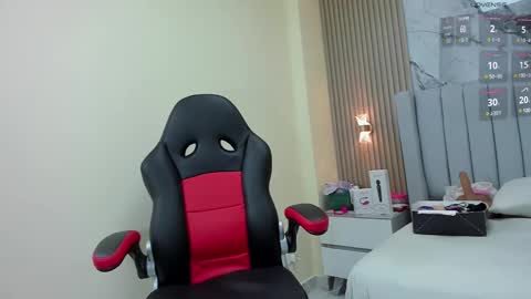 magievans1 online show from 02.10.25