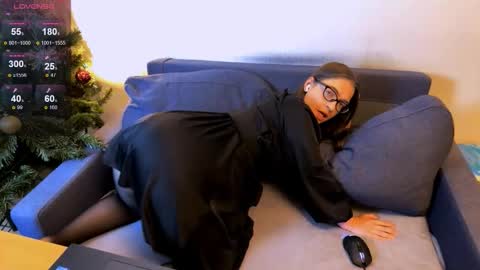 Jade online show from 10.20.25