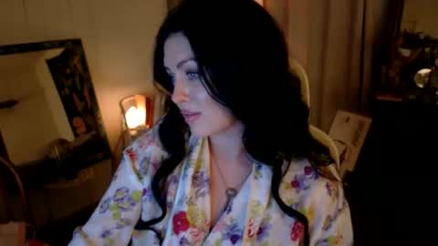 Snapshot of magnolia_jane chatting on 05.25.26 Magnolia Maggie Maggie Jane online show from 05.25.26