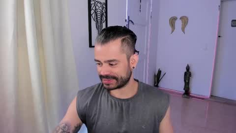 Snapshot of magnus_king chatting on 03.02.25     online show from 03.02.25