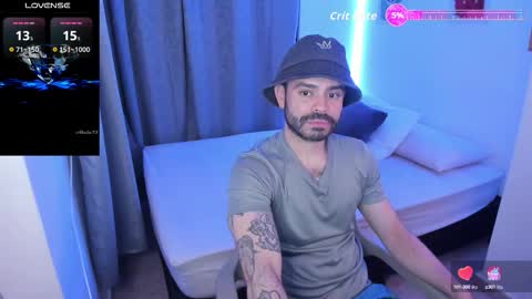 Snapshot of magnus_king chatting on 10.11.25     online show from 10.11.25
