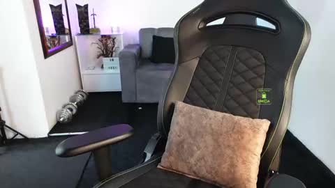 Snapshot of magnus_savage chatting on 02.11.26 If you want me to use the Lovense please let me know -- online show from 02.11.26