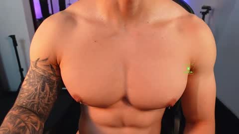 Snapshot of magnus_savage chatting on 03.01.26 If you want me to use the Lovense please let me know -- online show from 03.01.26