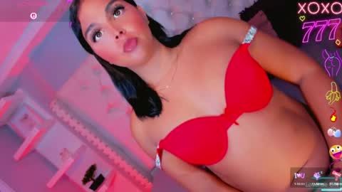 Snapshot of maia_hotts chatting on 05.07.26 CamiiGarcia online show from 05.07.26