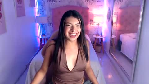 Snapshot of maia_reficco chatting on 06.25.26 Maia Reficco online show from 06.25.26