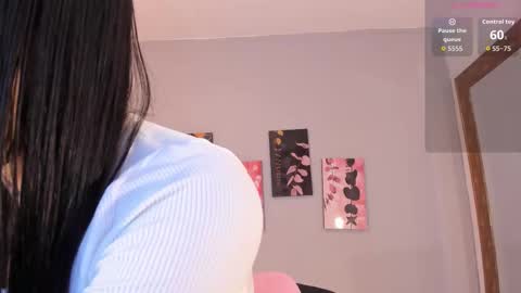 Snapshot of maia_w10 chatting on 02.05.26 Maia online show from 02.05.26