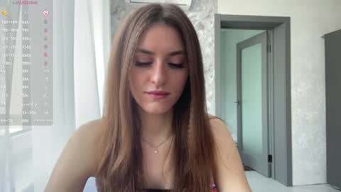 Snapshot of maiabarthe chatting on 06.10.26 M I A online show from 06.10.26